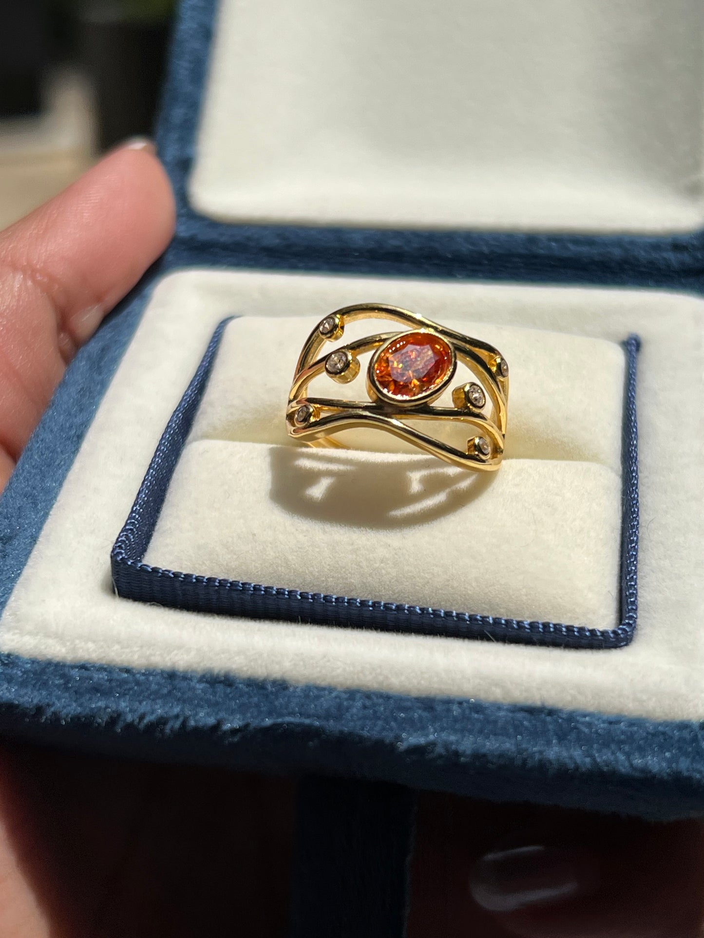 Lena Ring Moissanite