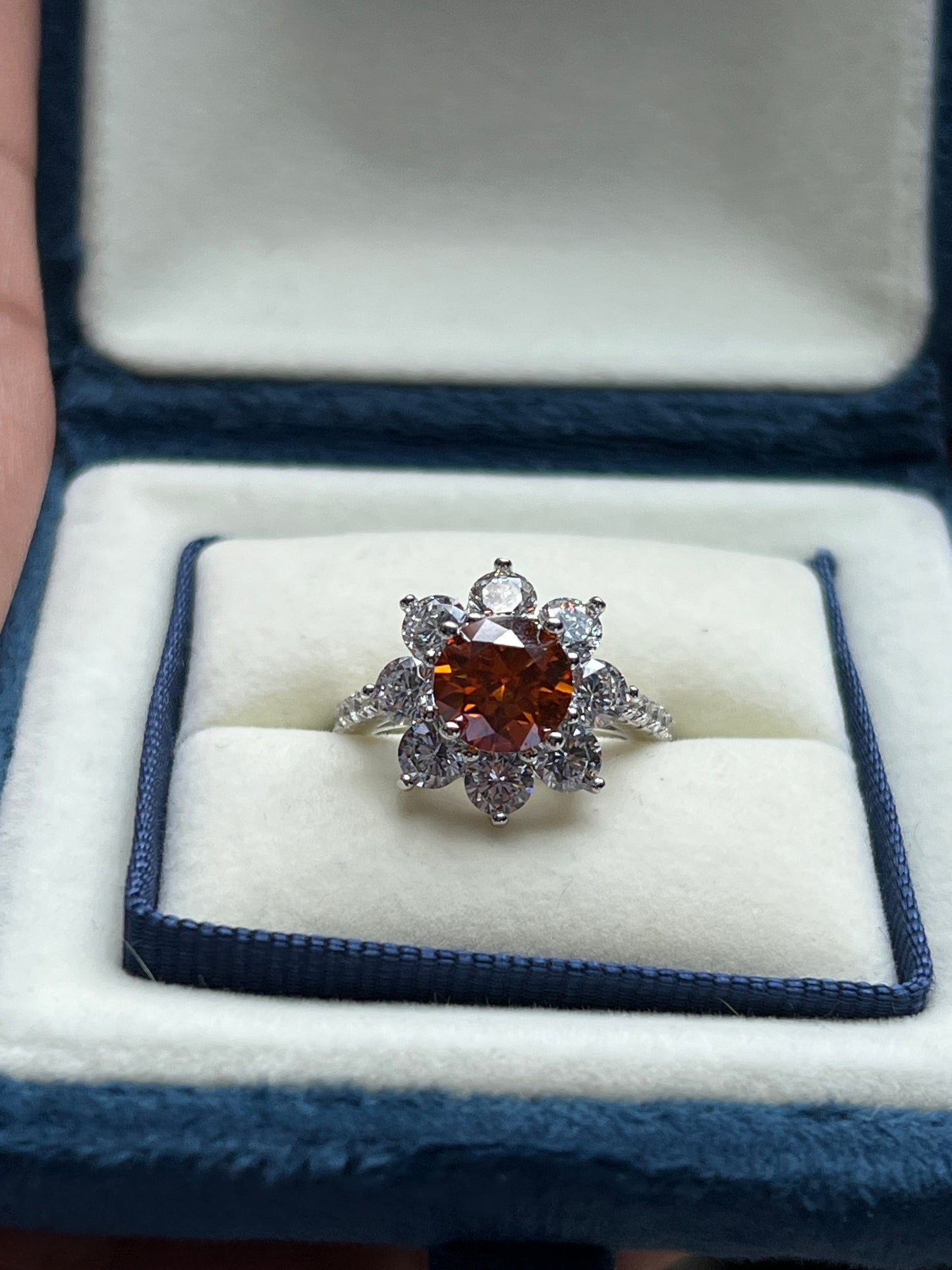 Sunny Ring Moissanite