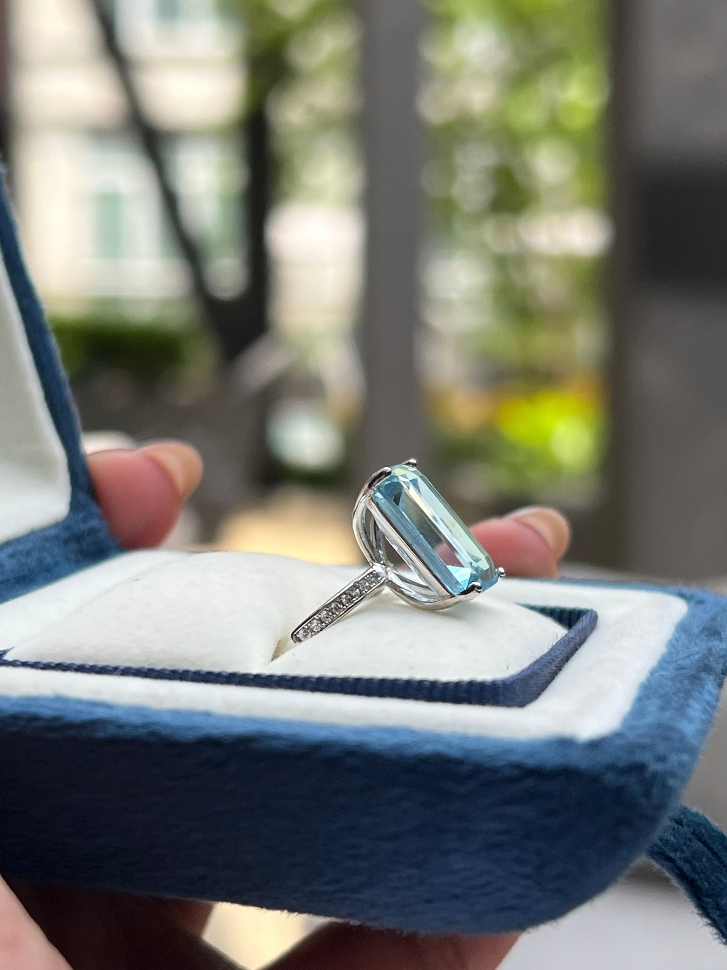 Olivia Ring Topaz