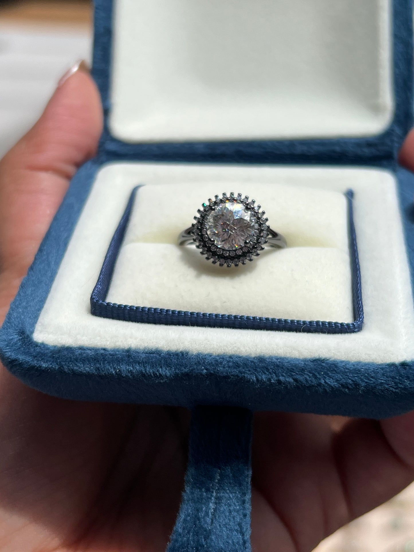 Sunburst Ring Moissanite
