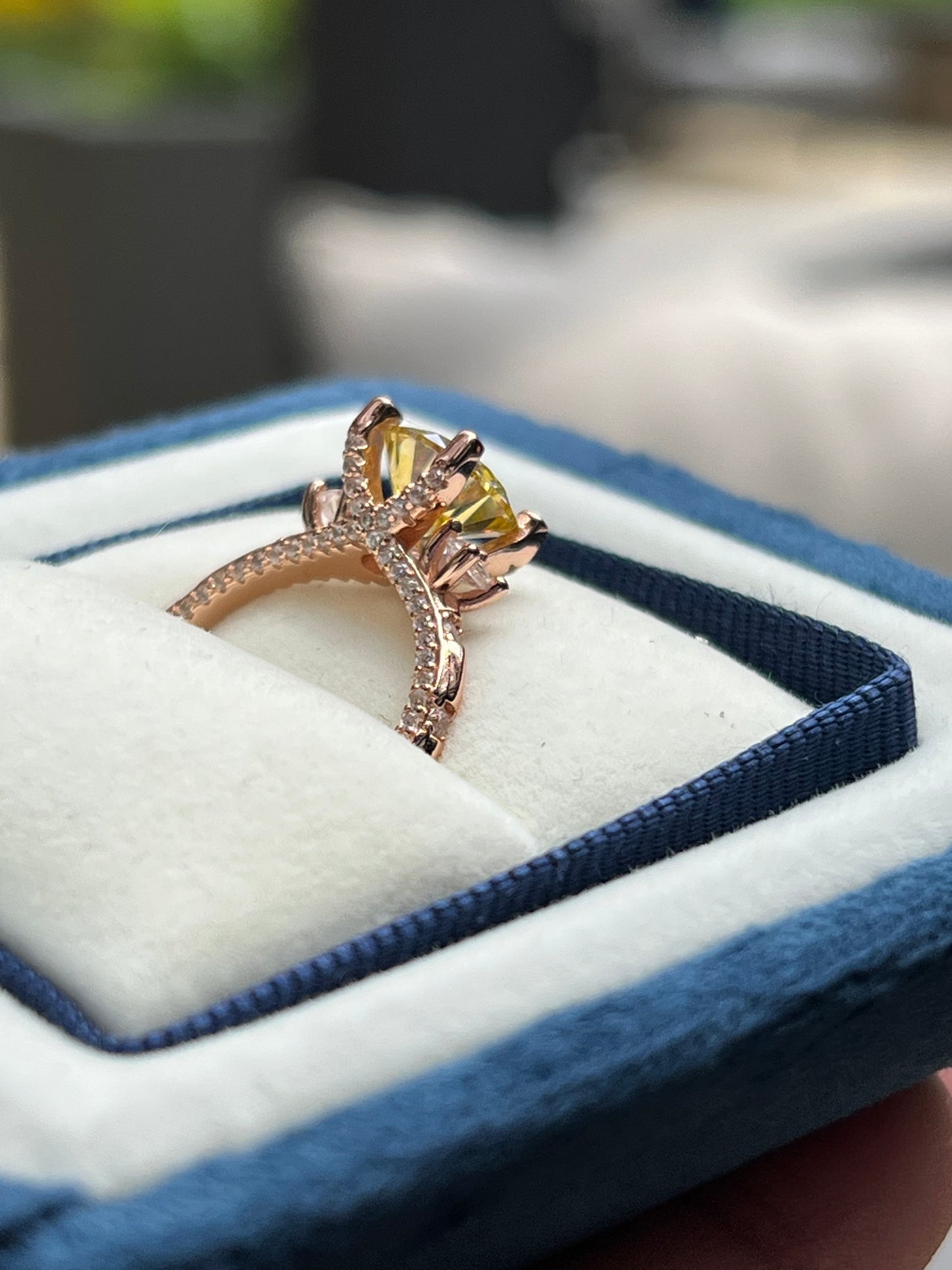 Chloe Ring Moissanite