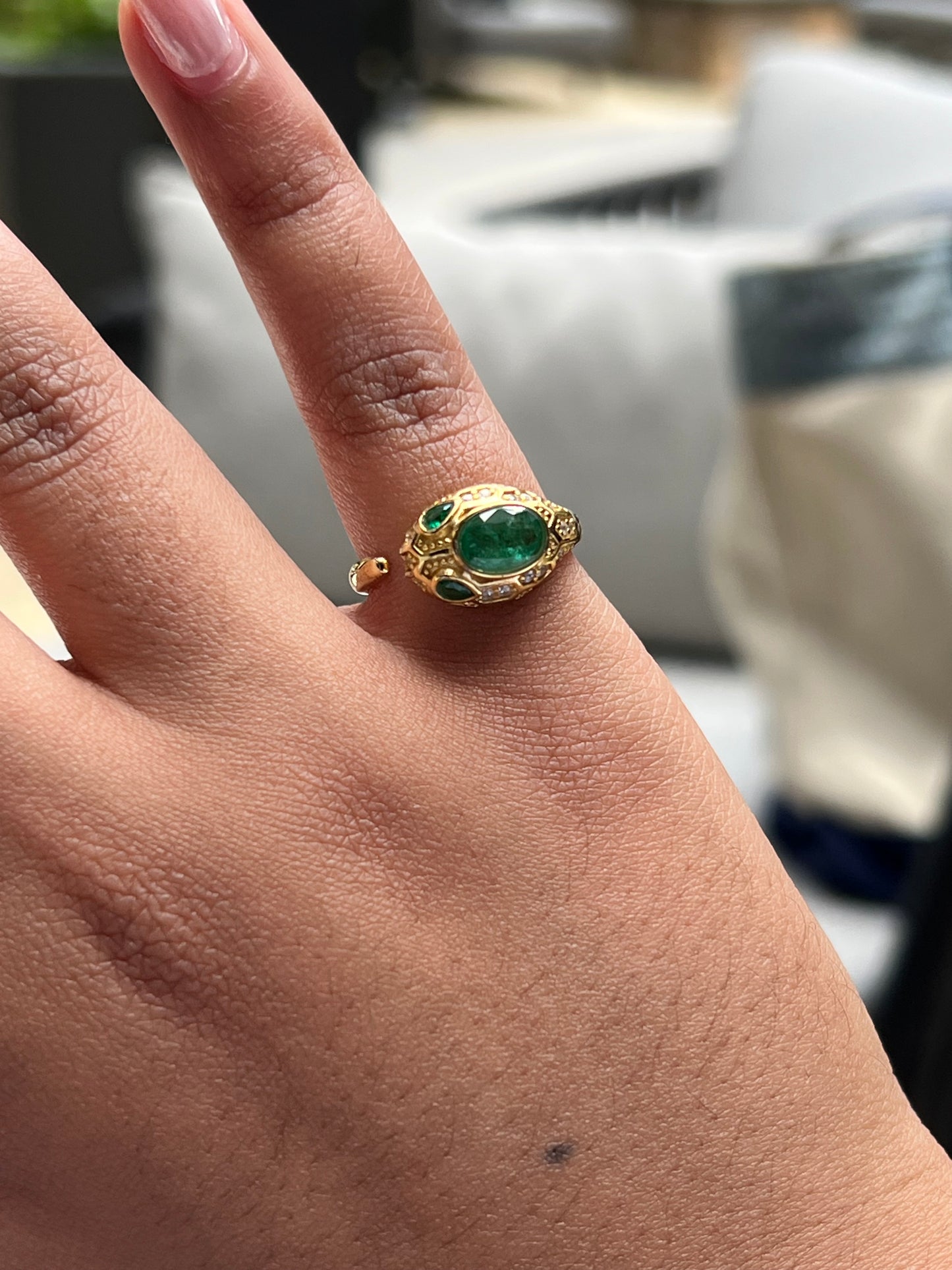 Eve Ring Emerald