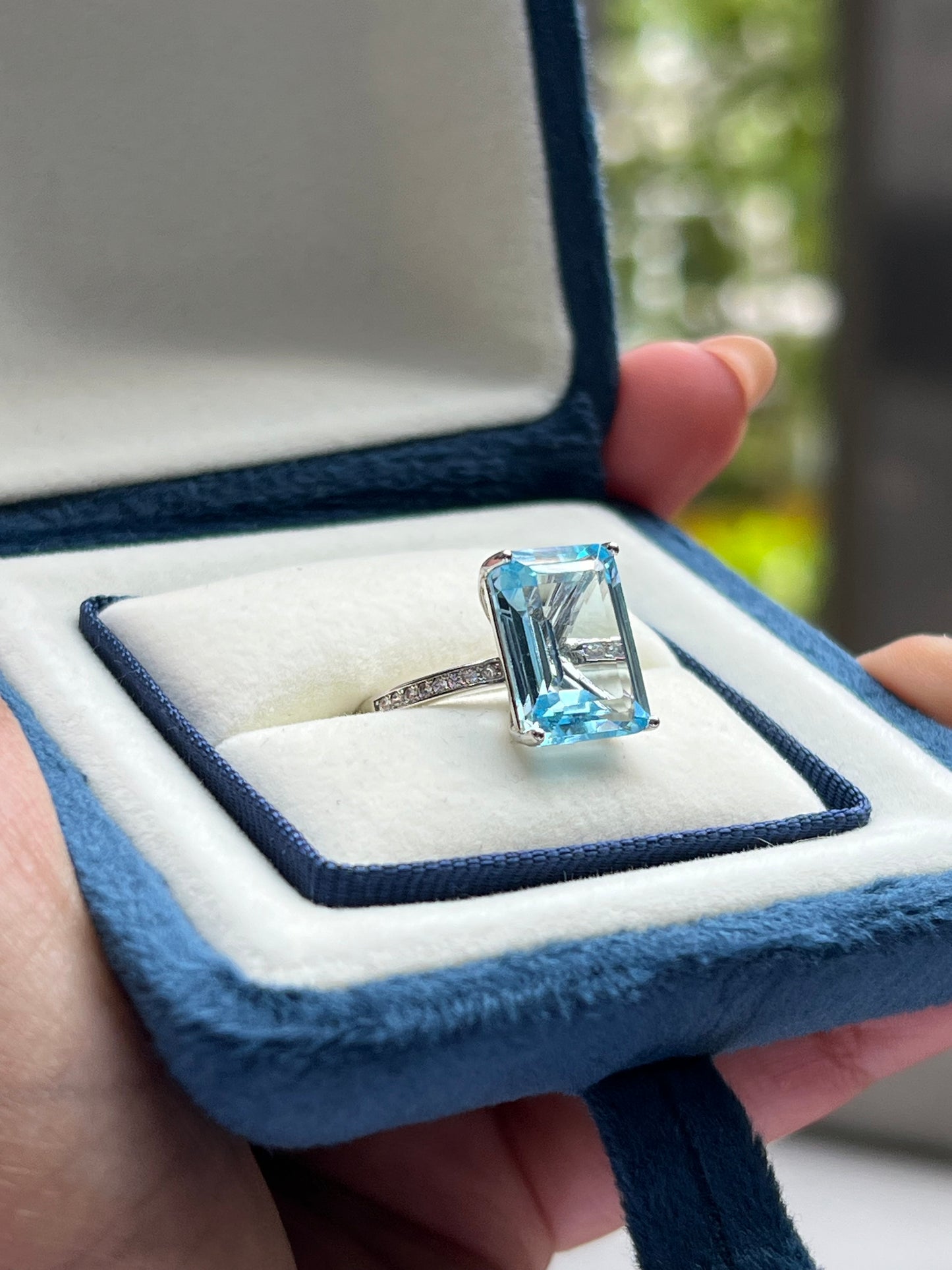 Olivia Ring Topaz