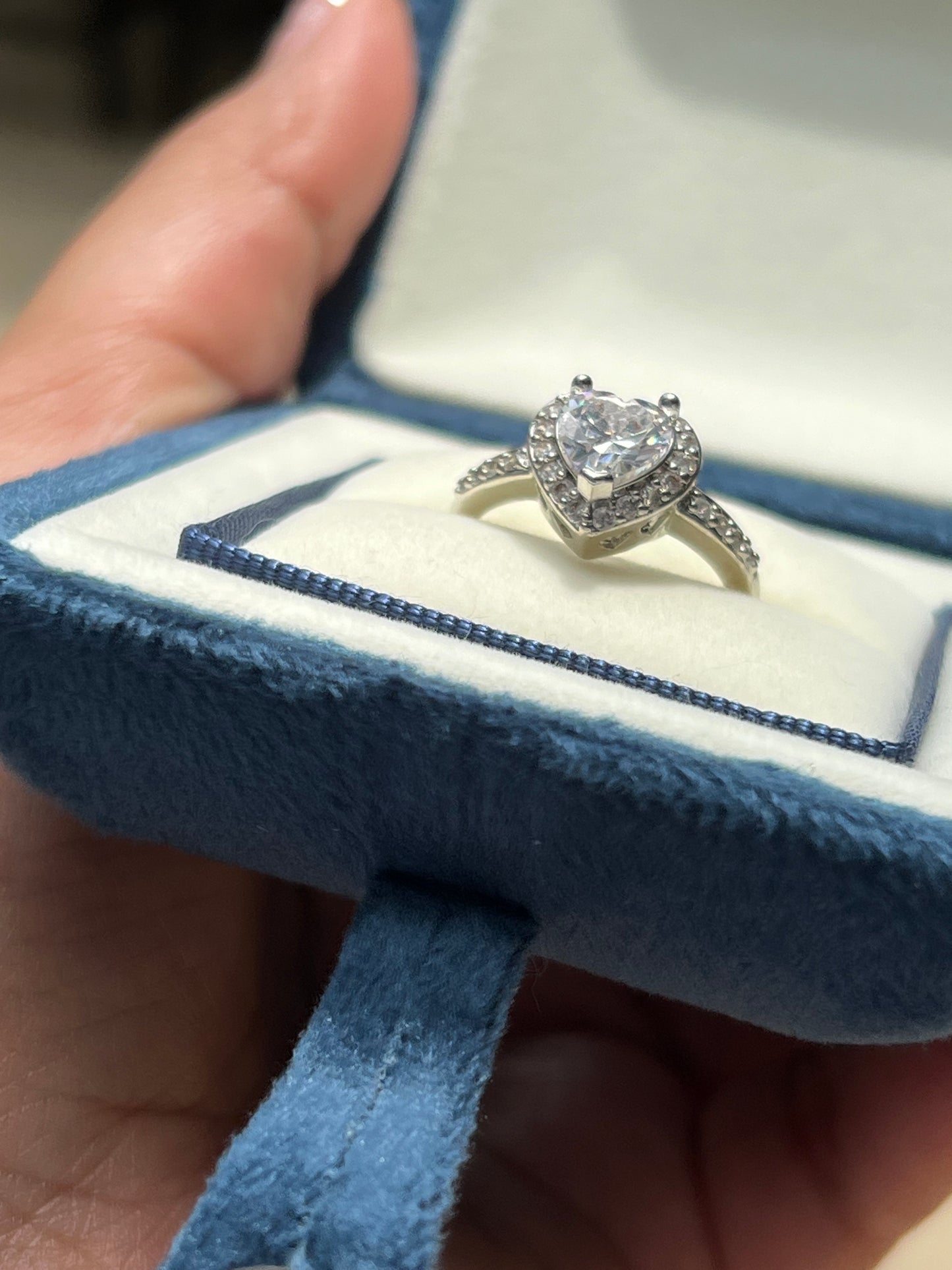 Hannah Ring Moissanite