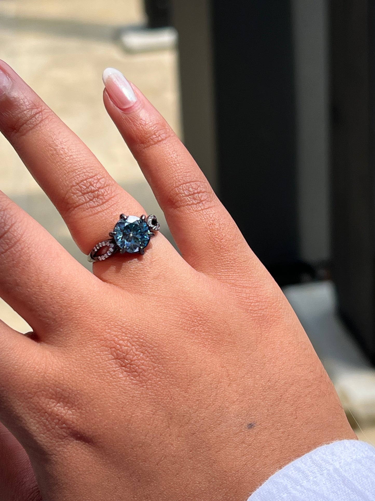 Addison Ring Moissanite