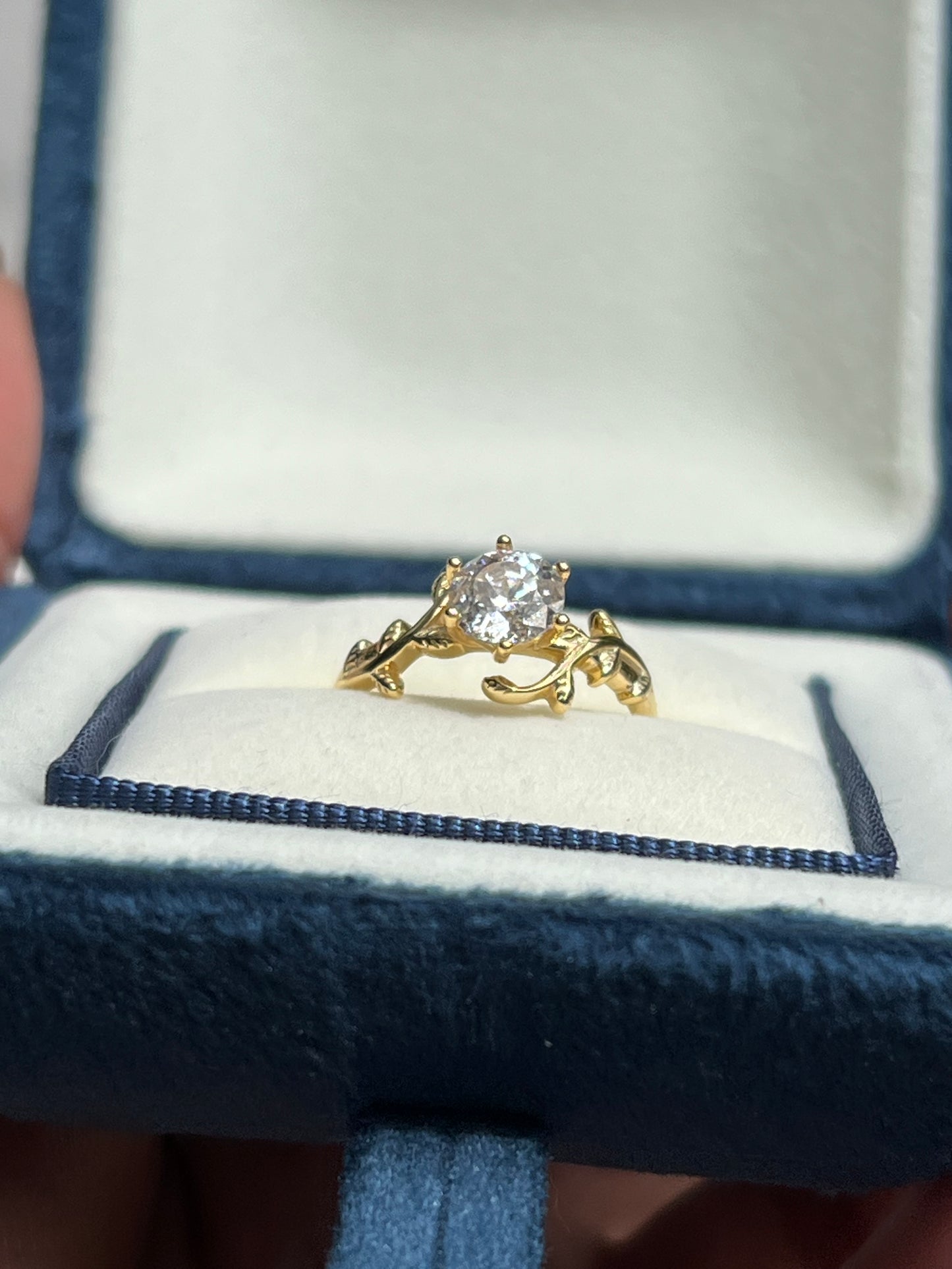 Rose Vine Ring Moissanite