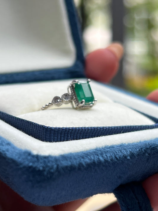 Beverly Ring Emerald