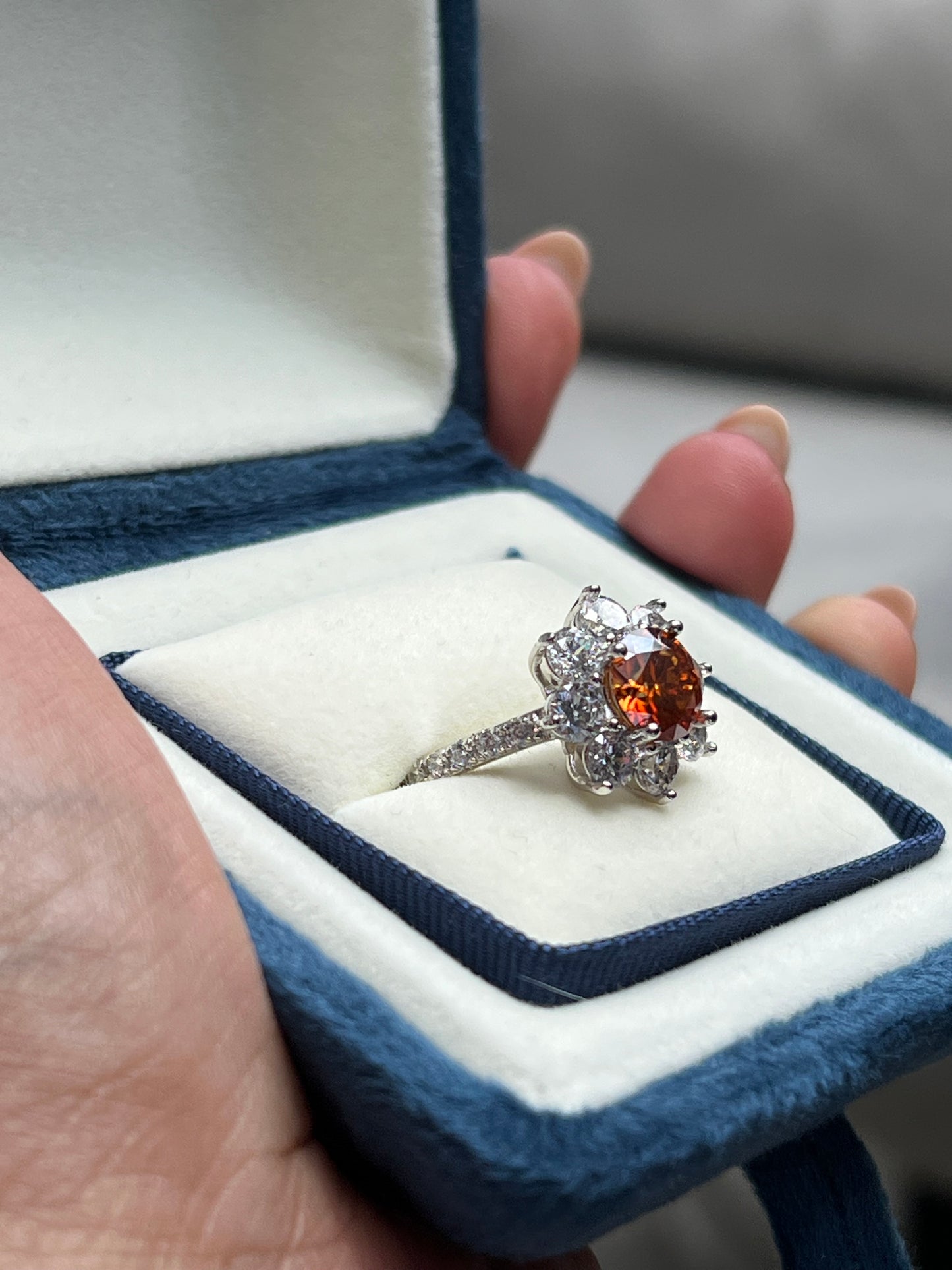 Sunny Ring Moissanite