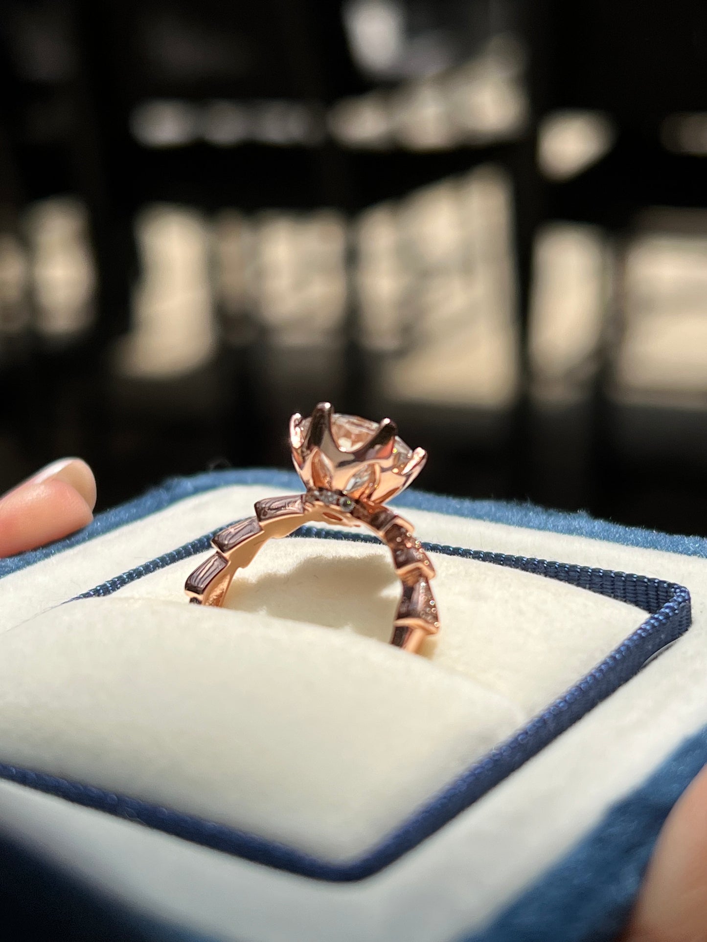Tienna Ring Moissanite
