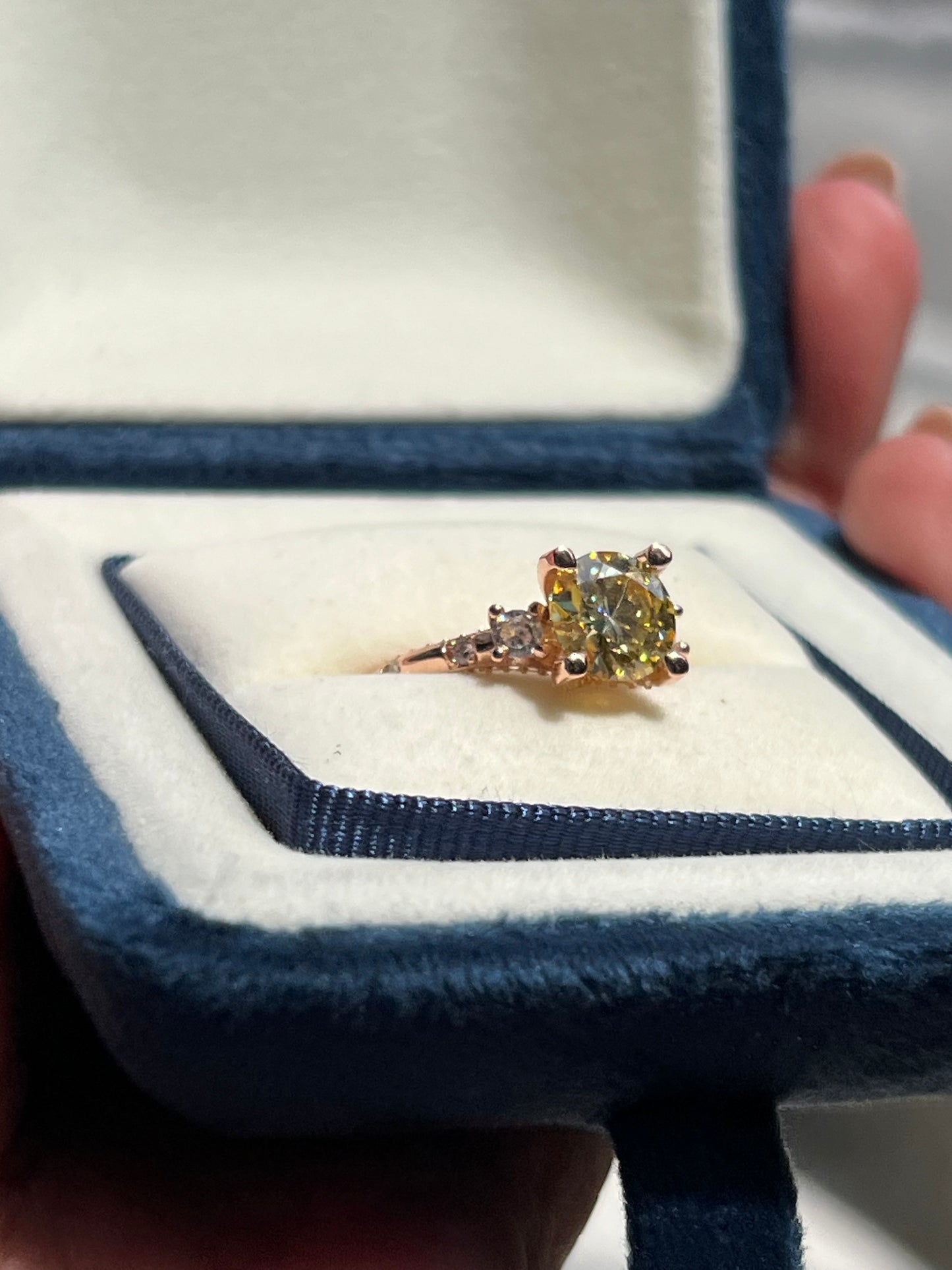 Chloe Ring Moissanite