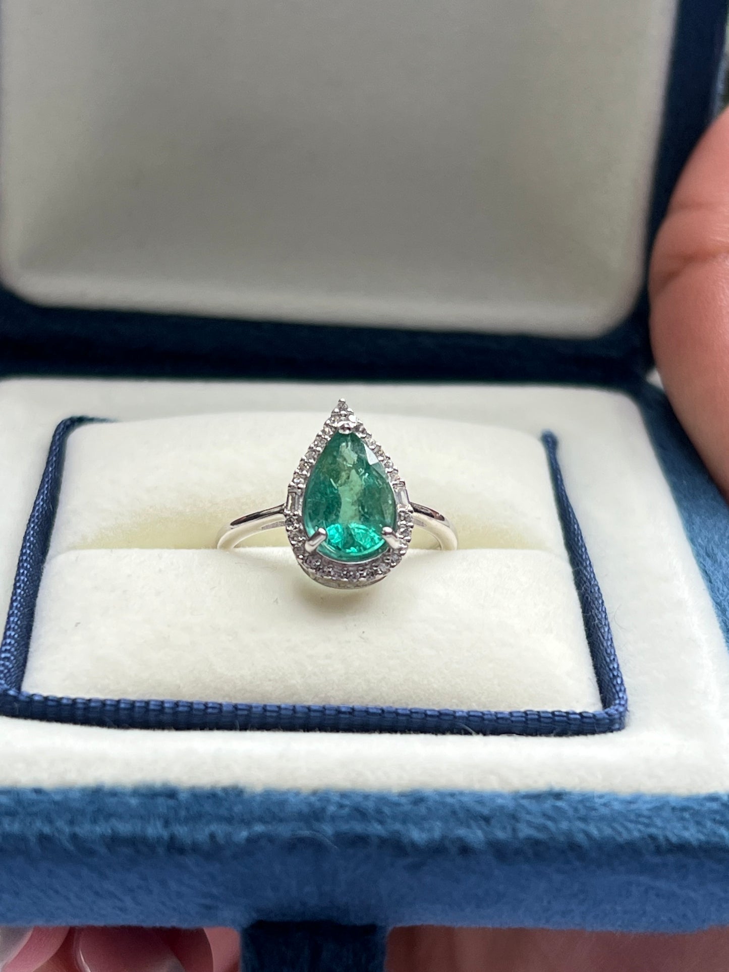 Maggie Ring Emerald