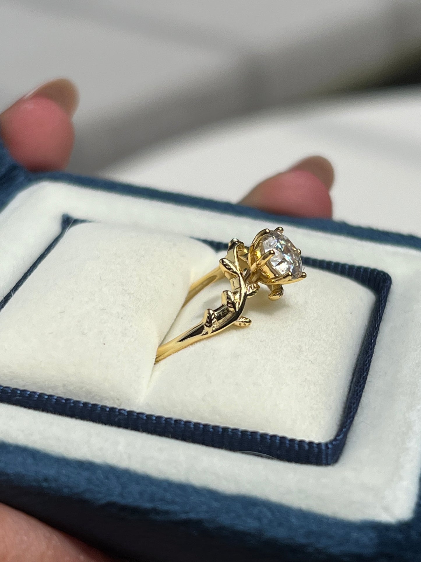 Rose Vine Ring Moissanite