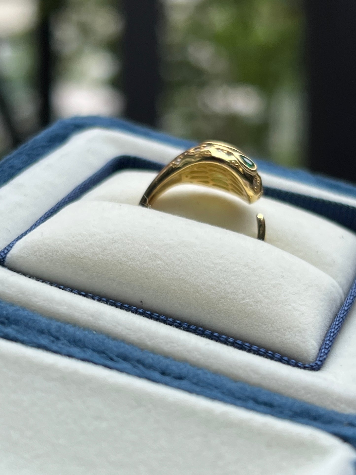 Eve Ring Emerald