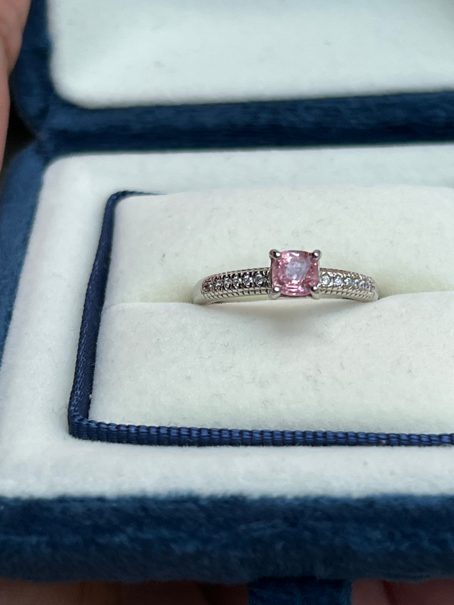 Sandra Ring Spinel