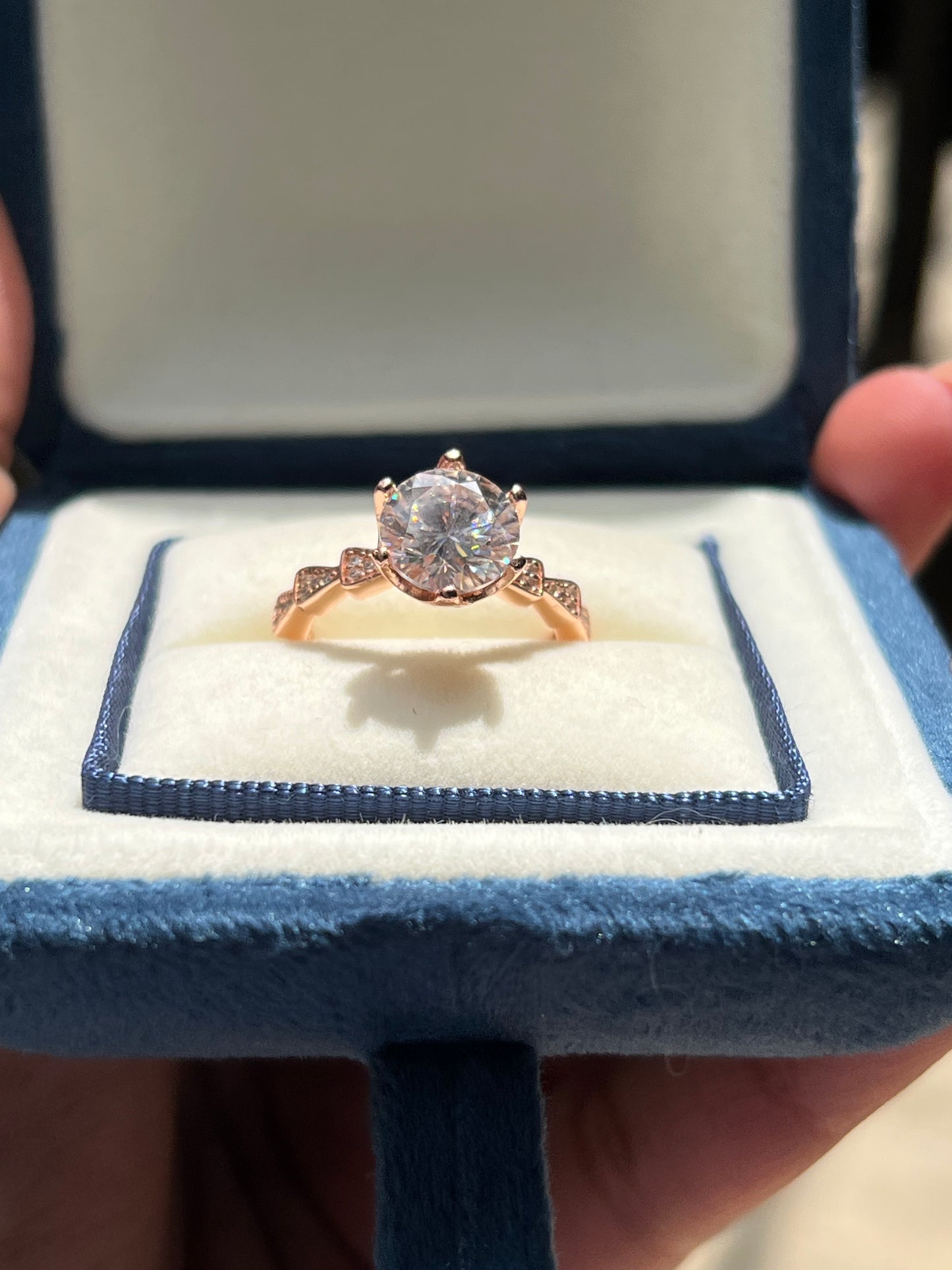 Tienna Ring Moissanite