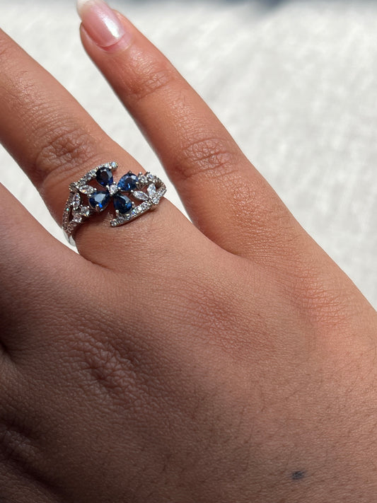 Vera ring sapphire