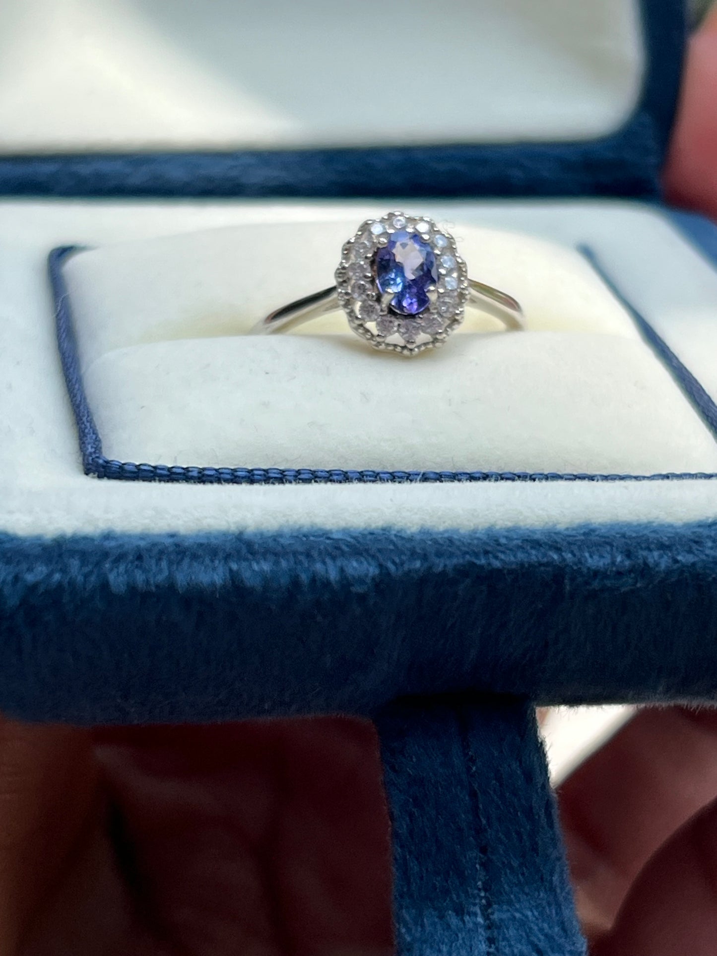 Arya Ring Tanzanite