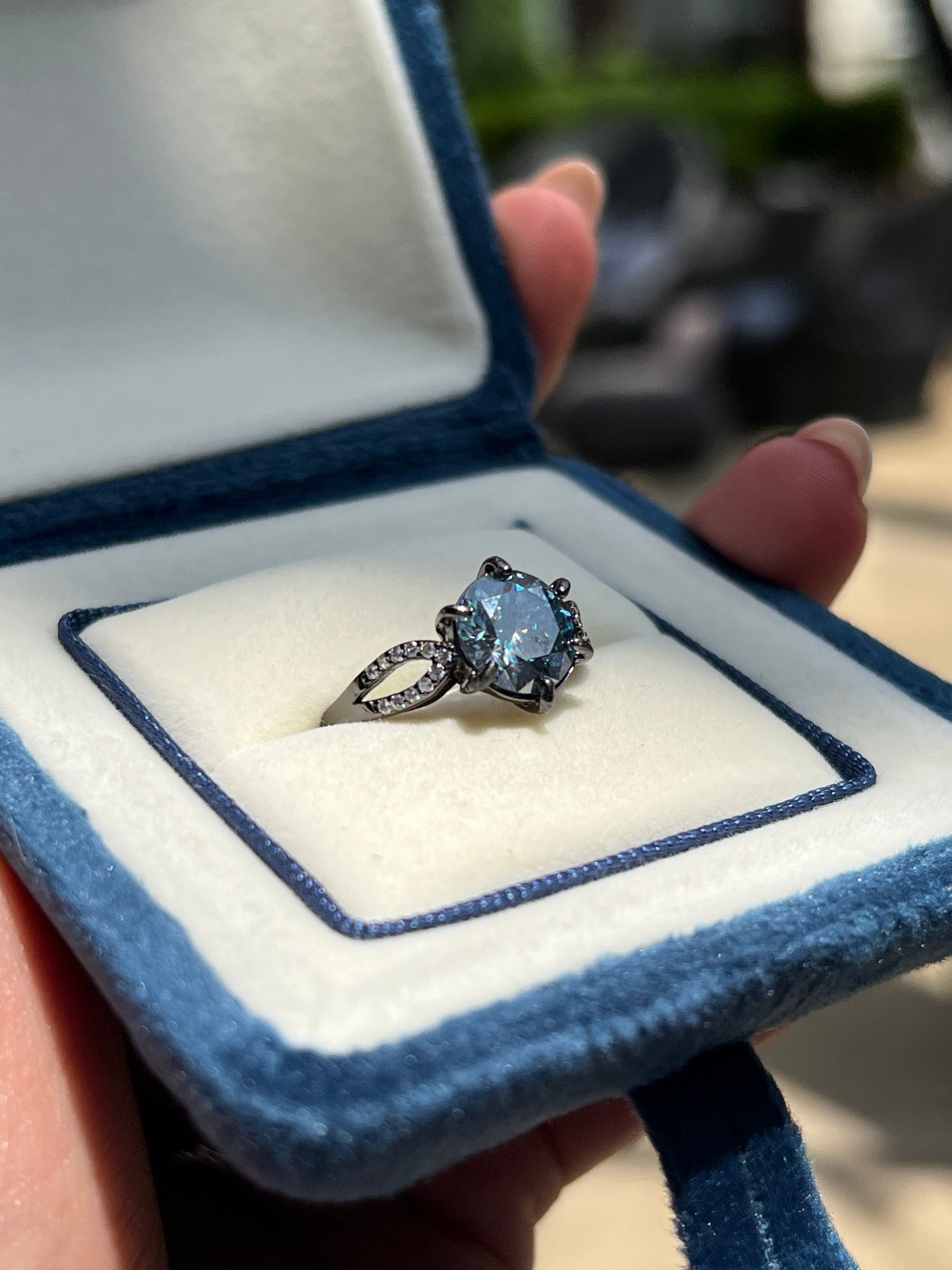 Addison Ring Moissanite