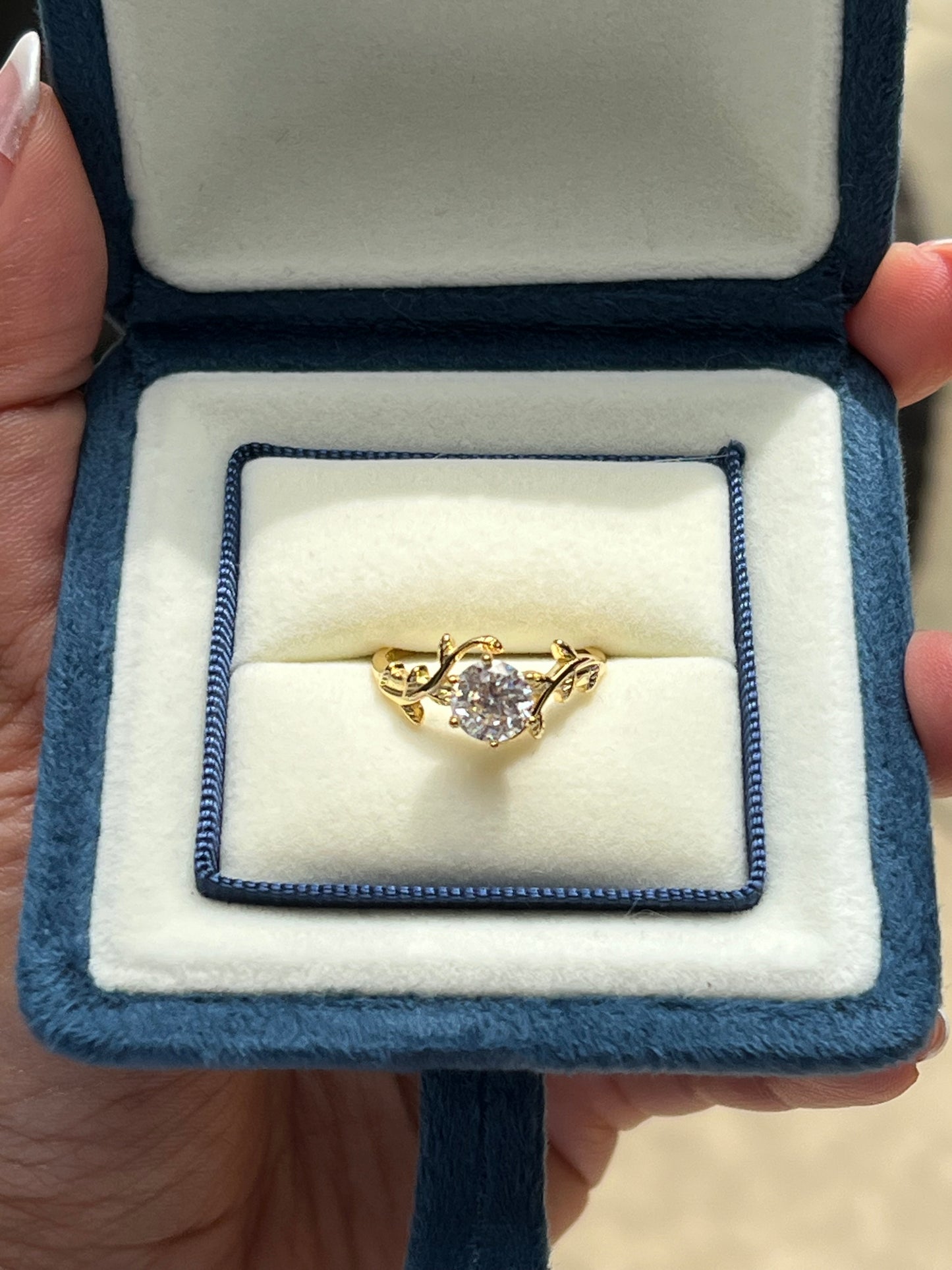 Rose Vine Ring Moissanite