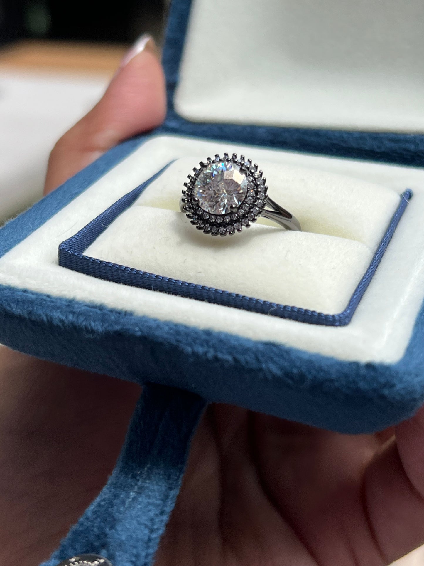 Sunburst Ring Moissanite
