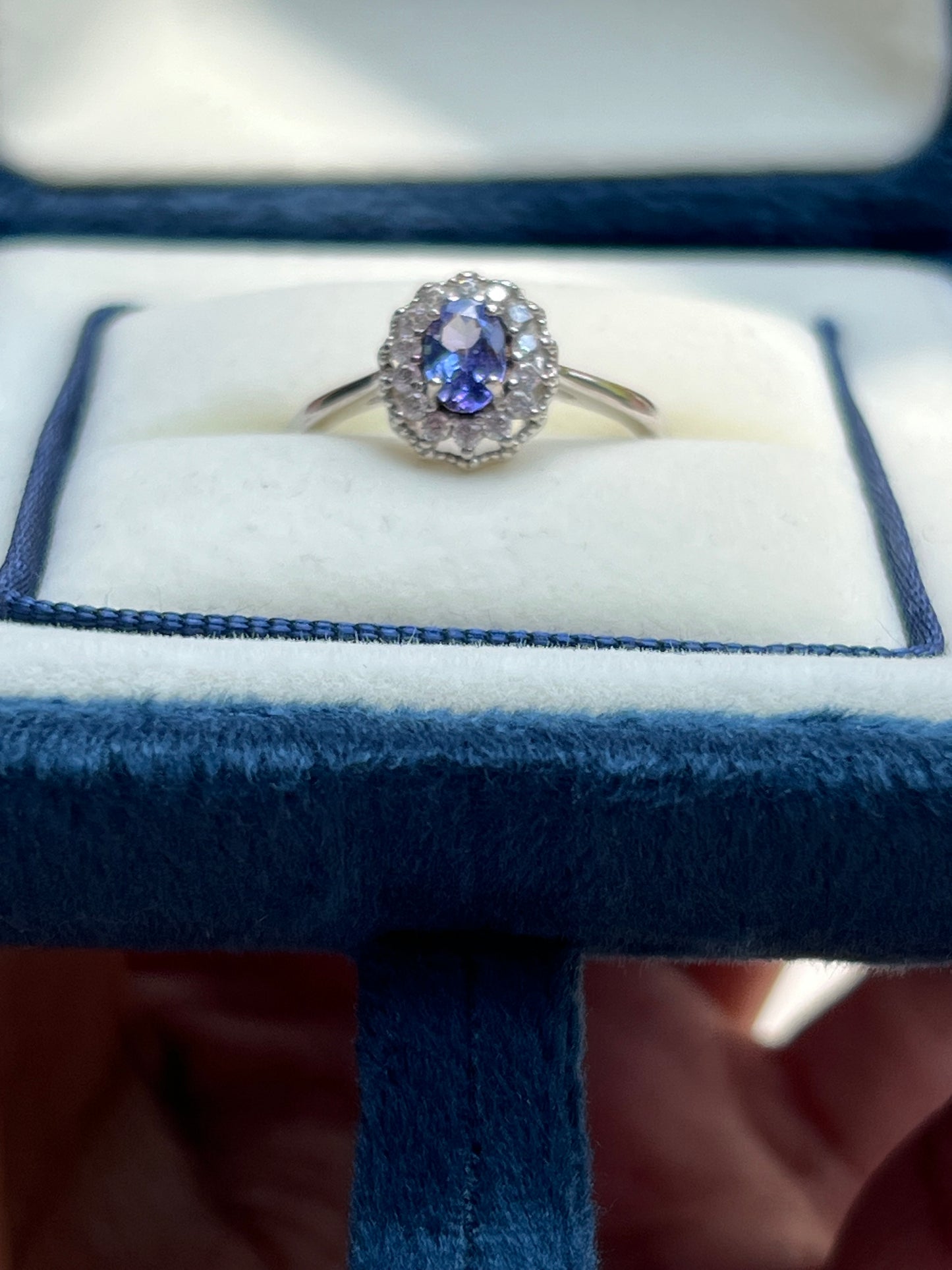 Arya Ring Tanzanite