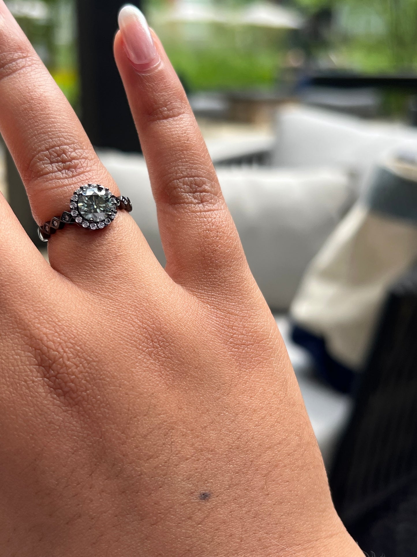Mina Ring Moissanite