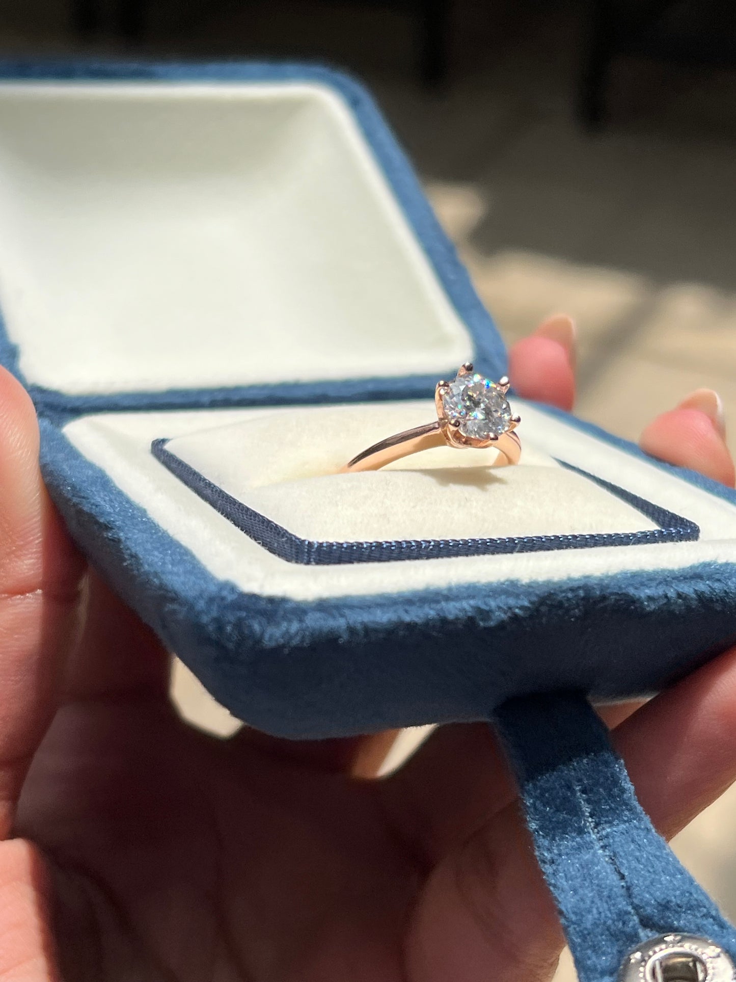 Hunter Ring Moissanite