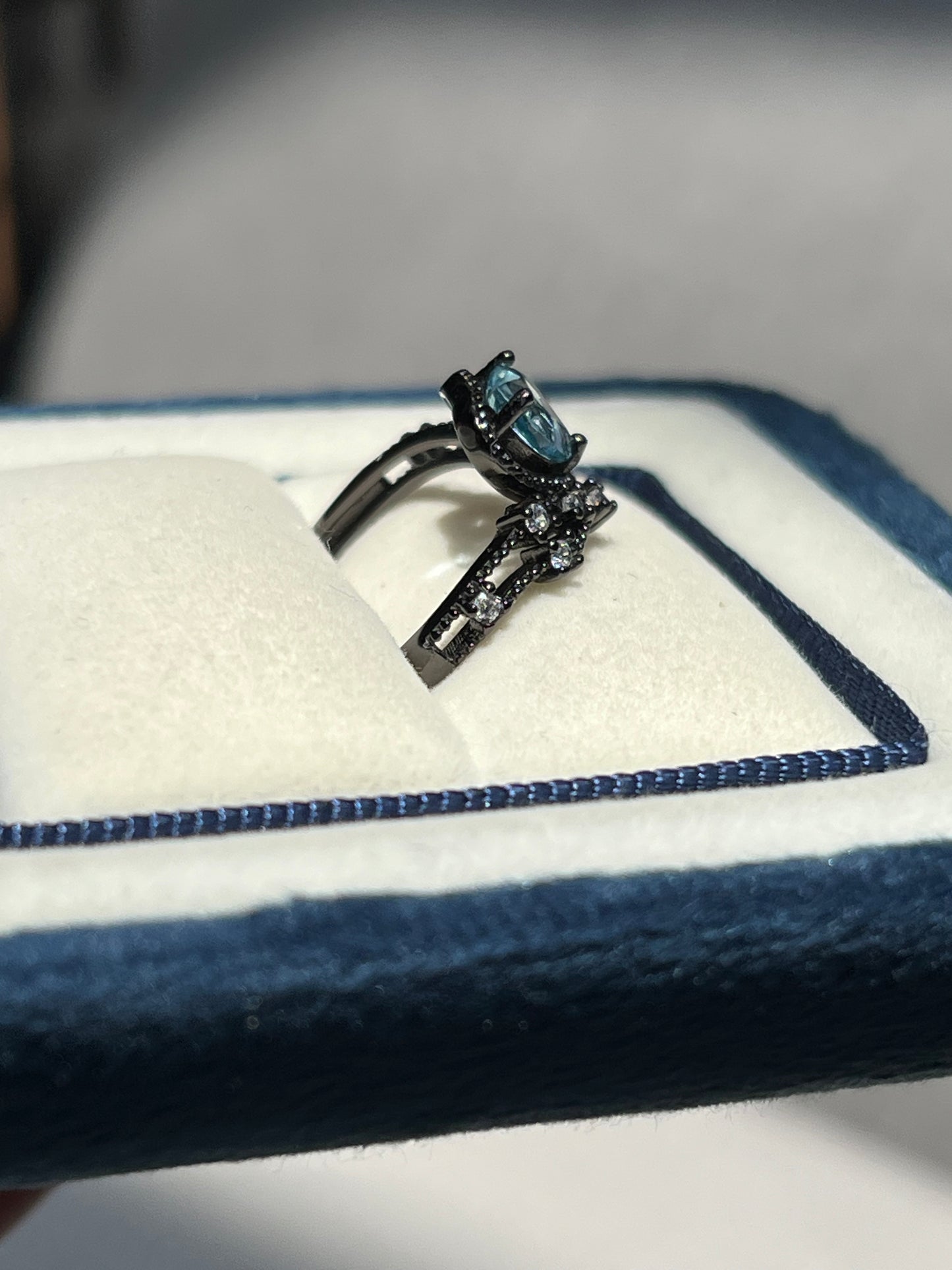 Brooklyn Ring Topaz