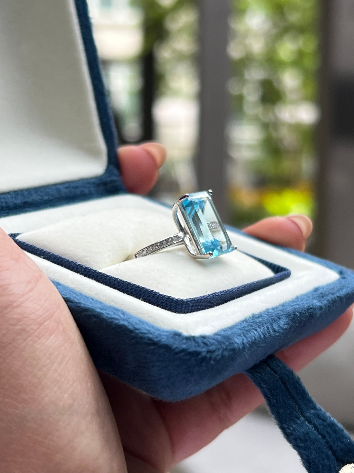 Olivia Ring Topaz
