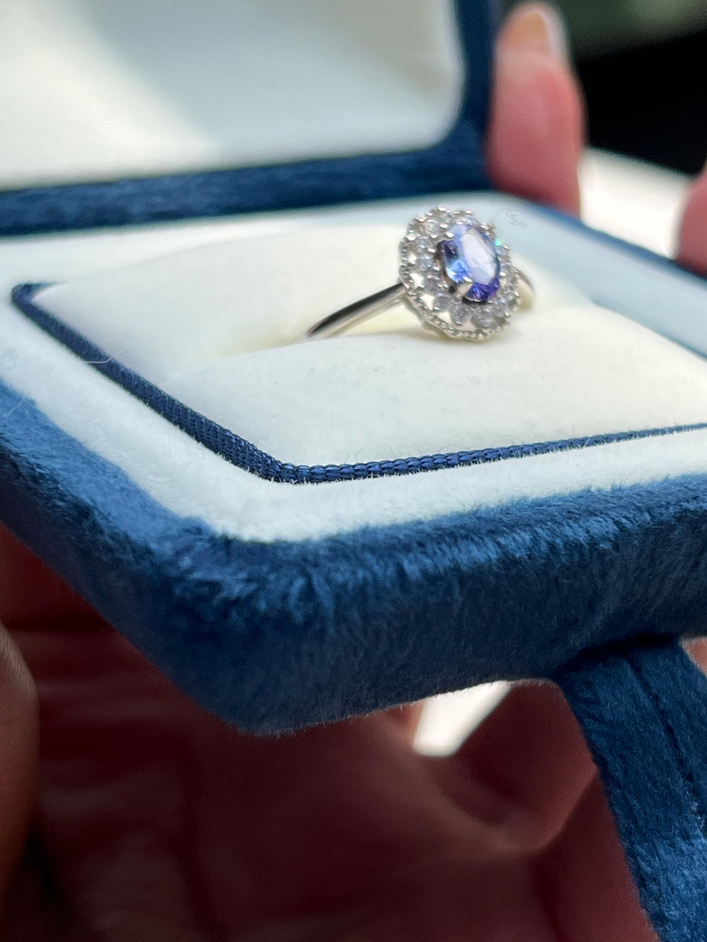 Arya Ring Tanzanite