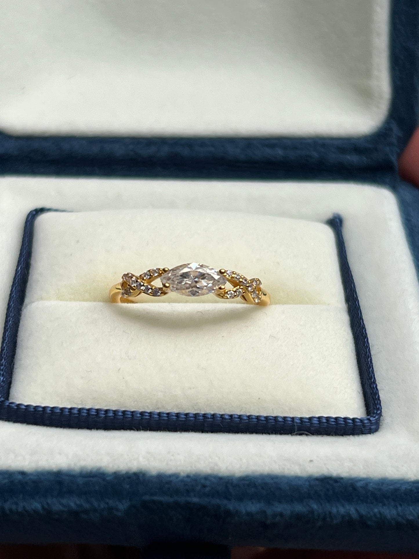 Tessa Ring Moissanite