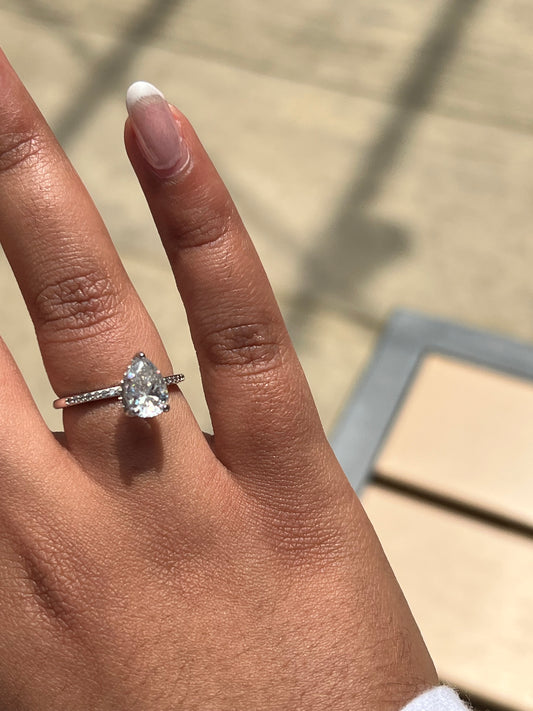 Beth Ring Moissanite