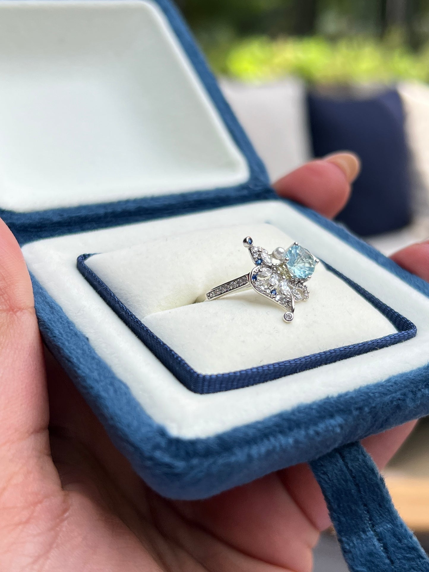Nora Ring Topaz