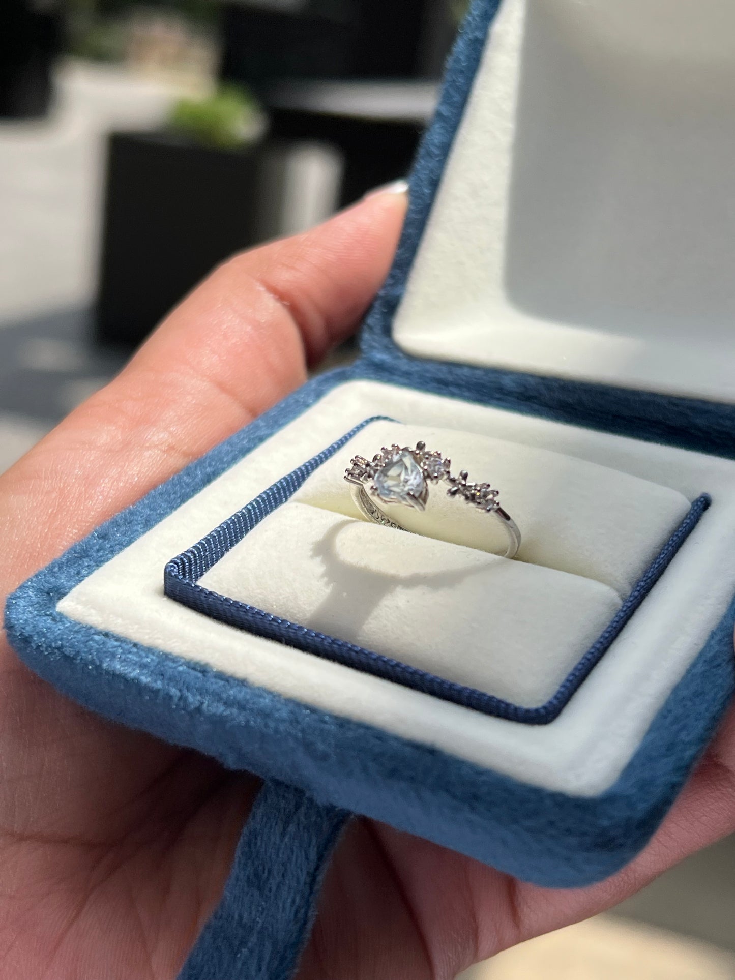 Luna Ring Topaz