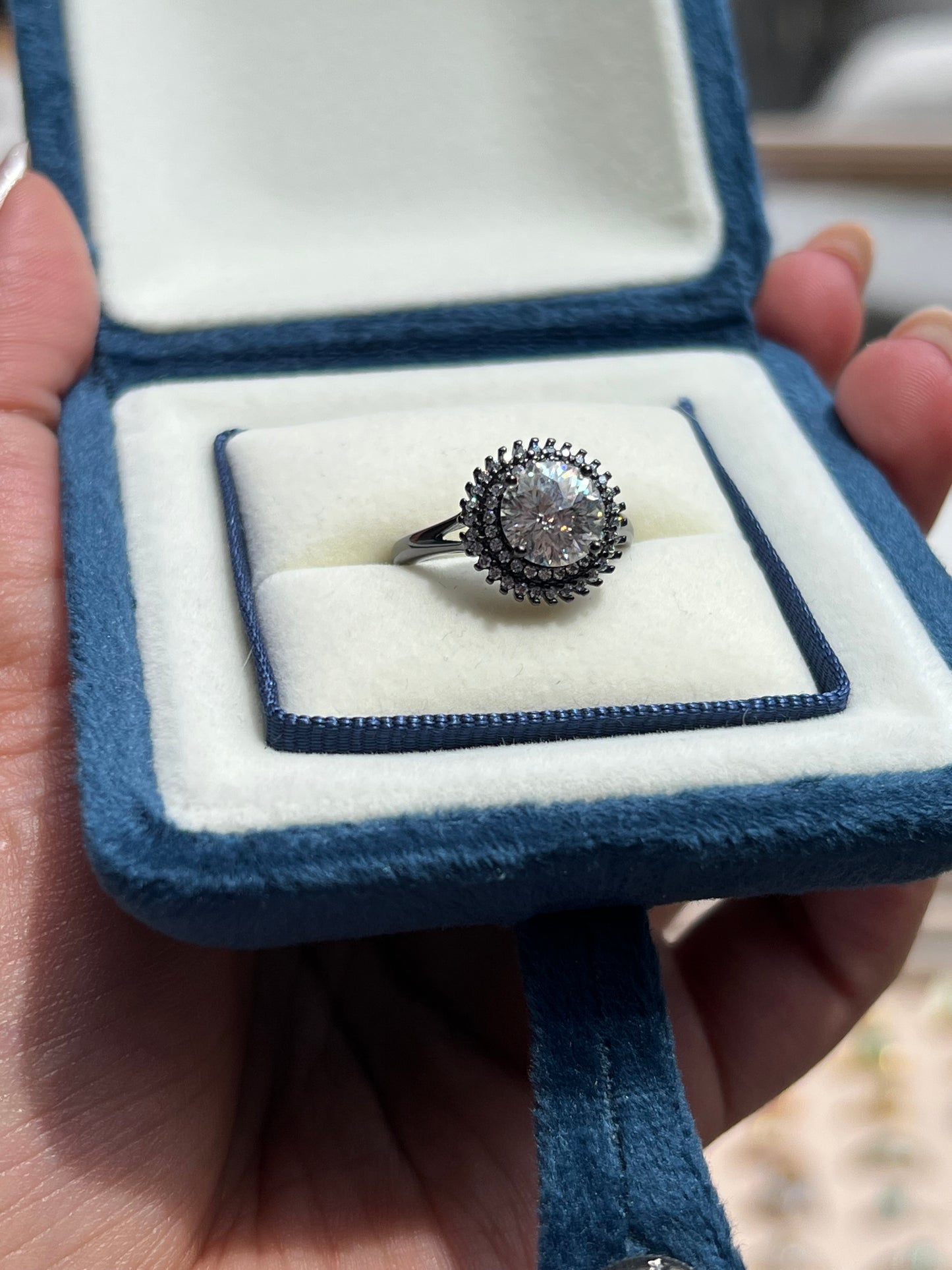 Sunburst Ring Moissanite