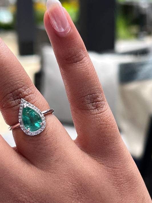 Maggie Ring Emerald