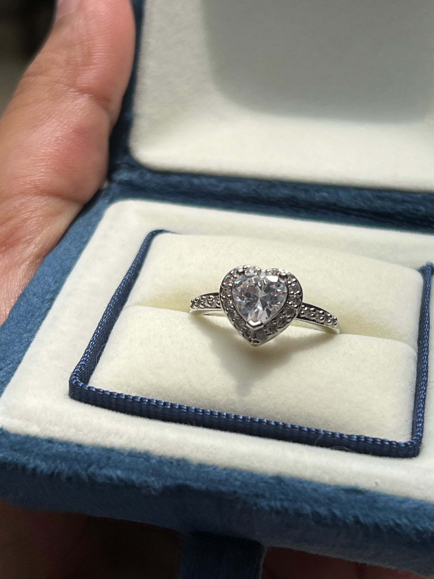 Hannah Ring Moissanite
