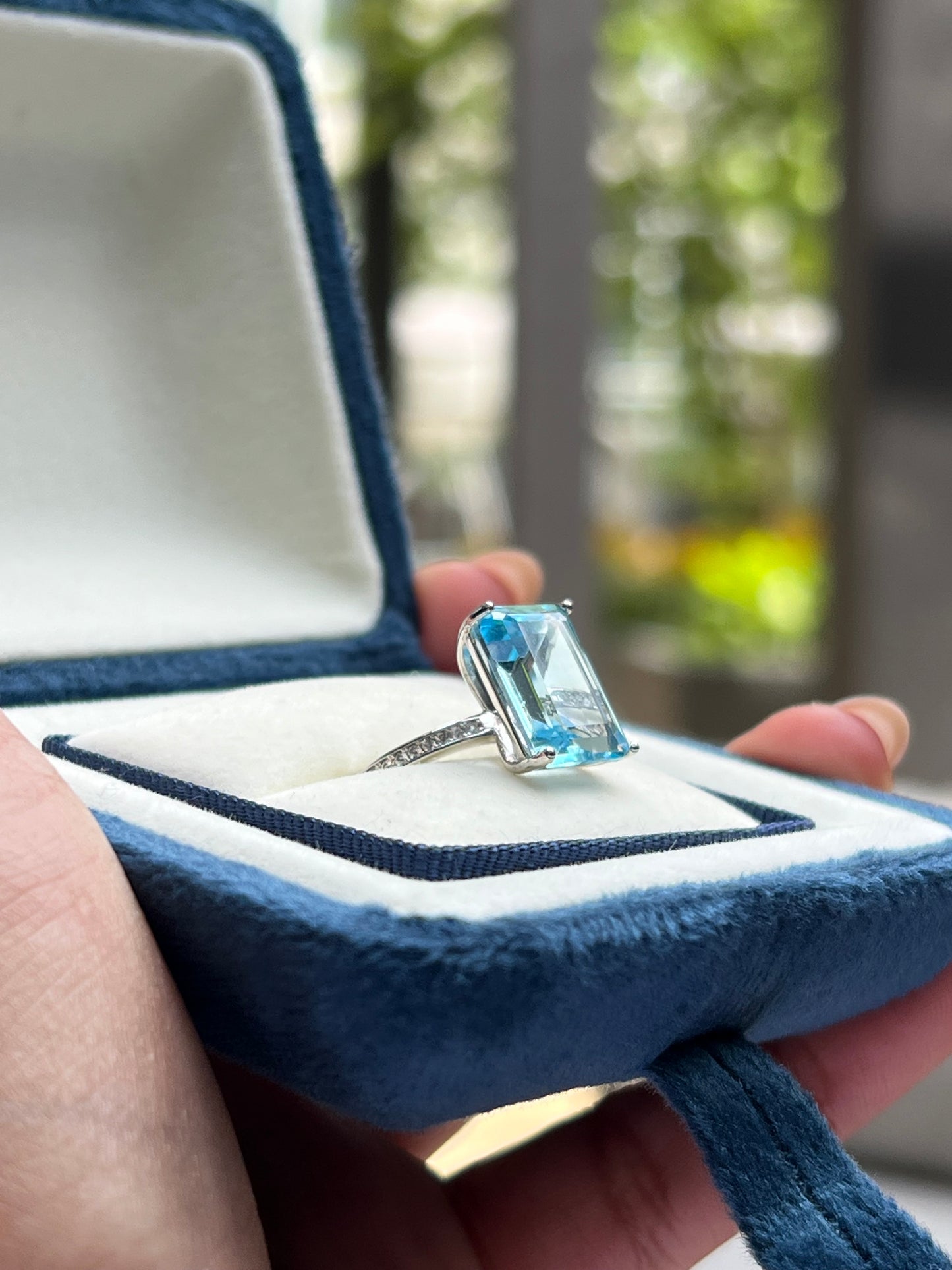 Olivia Ring Topaz