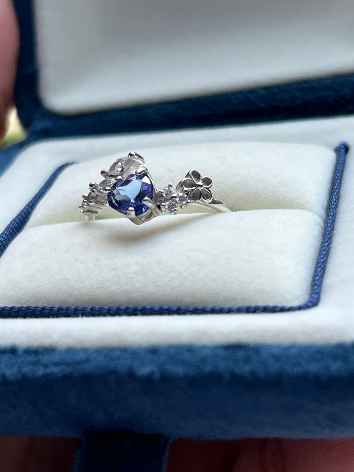 Kaia Ring Tanzanite