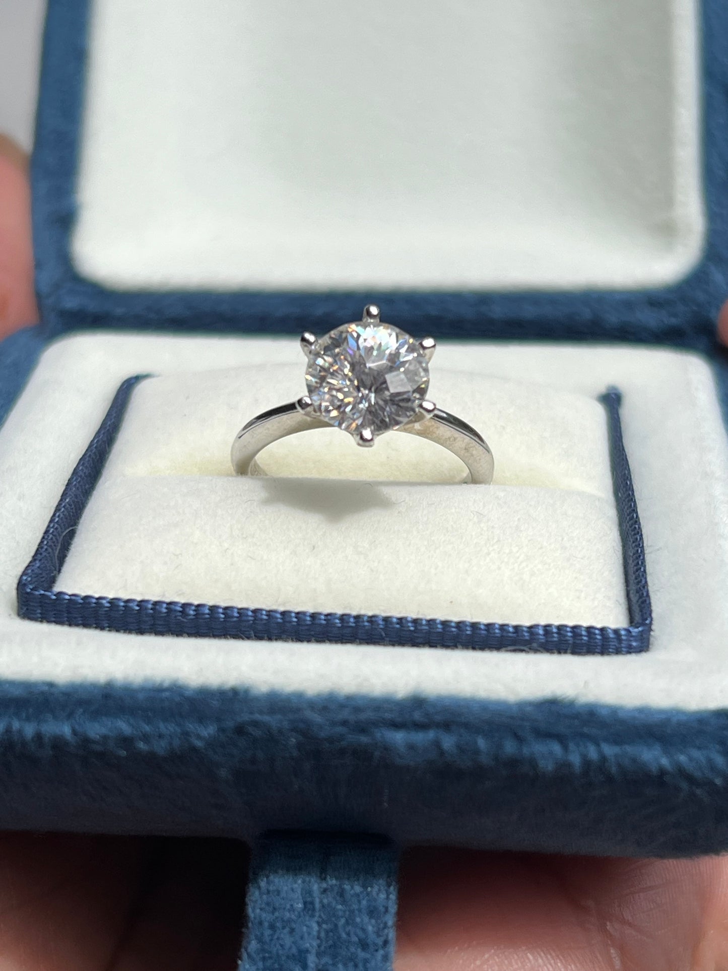 Stella Ring Moissanite